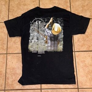 Garth Brooks world tour 2014-2017 shirt